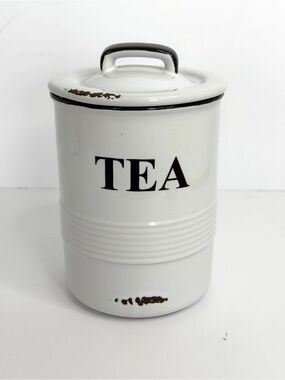 District 23 Tea Canister Black/White  | Kitchen